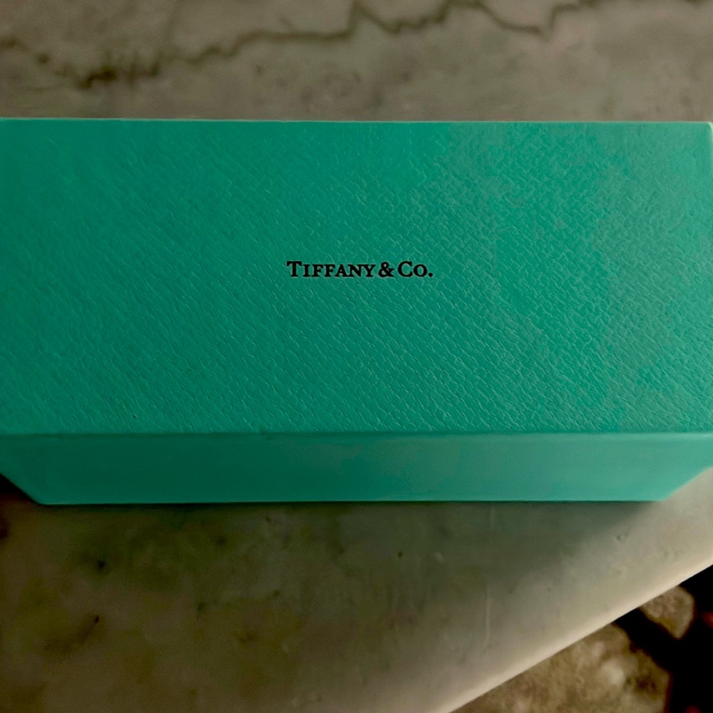 TIFFANY & CO.